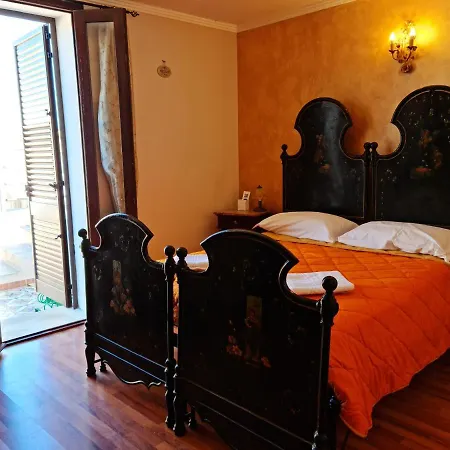 Centrale Rooms Solutions Ortigia Siraküza