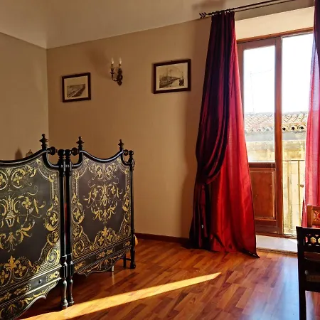 Konukevi Centrale Rooms Solutions Ortigia Siraküza